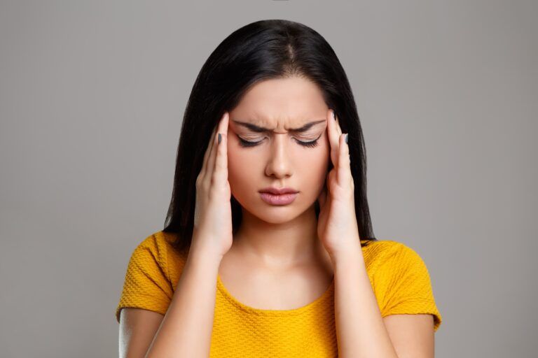 How Electrolyte Drinks Help Alleviate Migraines